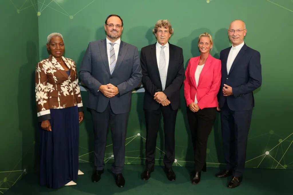 © katharina schiffl