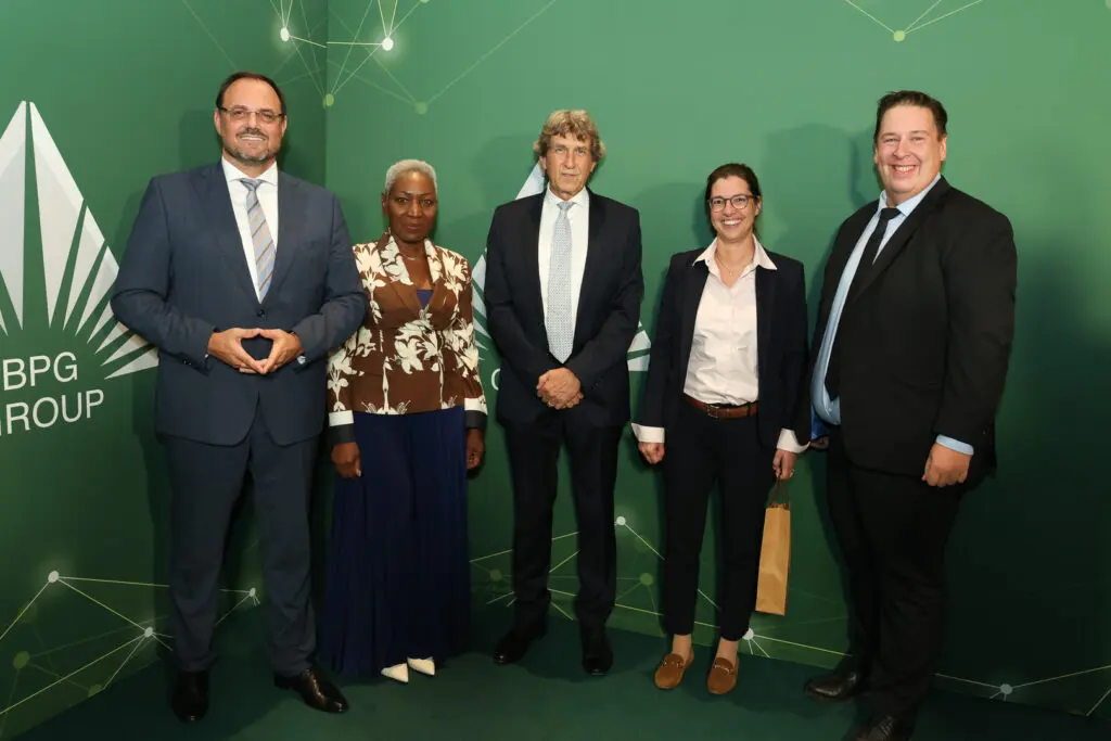 © katharina schiffl